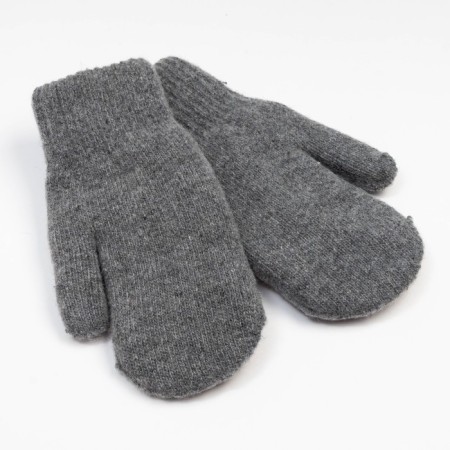 Women's mittens, gray color, size 7-8