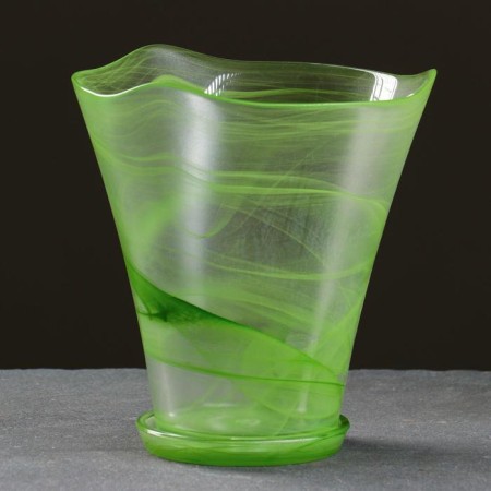 Flower pot with the pallet "Christina" is large, alabaster green 1.8 liters