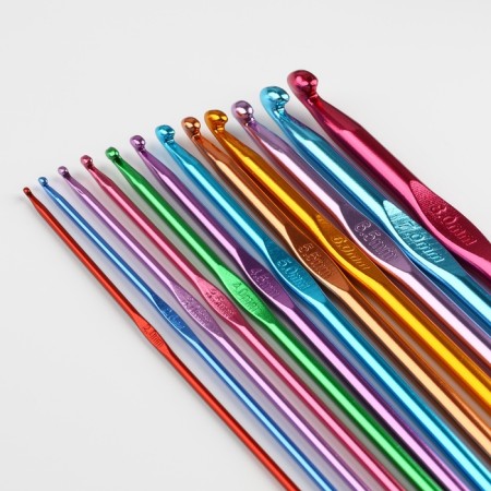 A set of hooks for knitting, d = 2-8 mm, 14.5 cm, 12 pcs, color colorful color-2