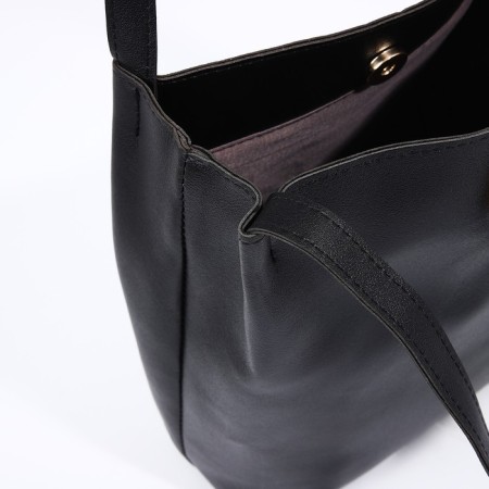 Bag Women's Tout on the valve, black color-4