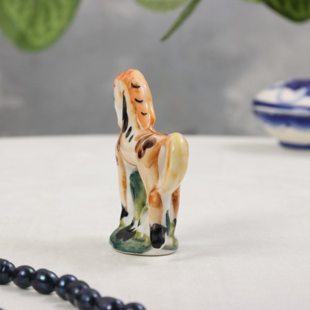 Souvenir "Horse", on a stand, color, 8x8 cm-2