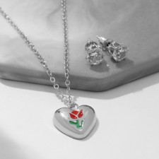 Headset 2 items: earrings, pendant 