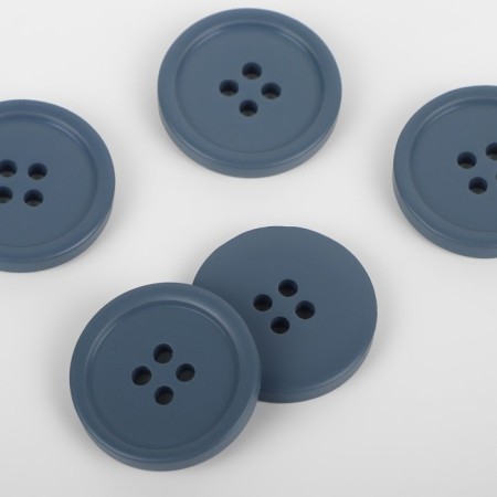 A set of buttons, 4 punctures, d = 23 mm, 5 pcs, the color is matte-1