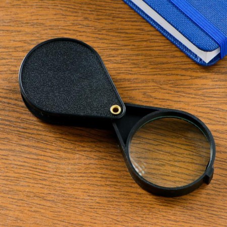 Folding magnifier 3x, d = 6 cm, black