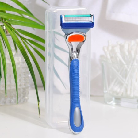 The machine is a razor and 12 interchangeable cassettes of blades, compatible with Gillette Fusion-6