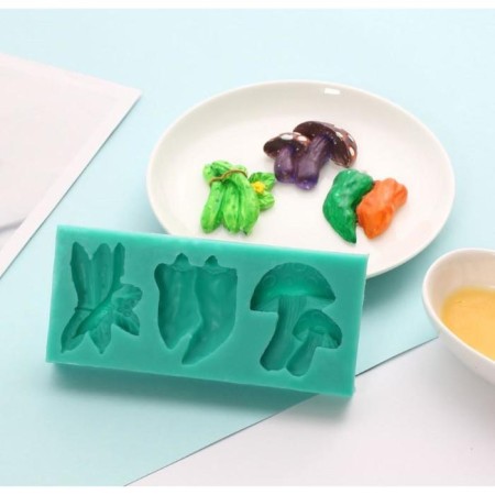 Mold silicone "Pepper, mushrooms and cucumbers" 3 objects 5x11.6 cm