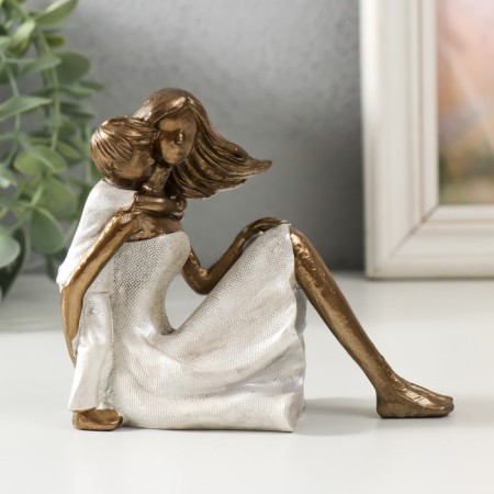 Polystone souvenir "Mom with son - hugs" 13.5x6x11.5 cm-1