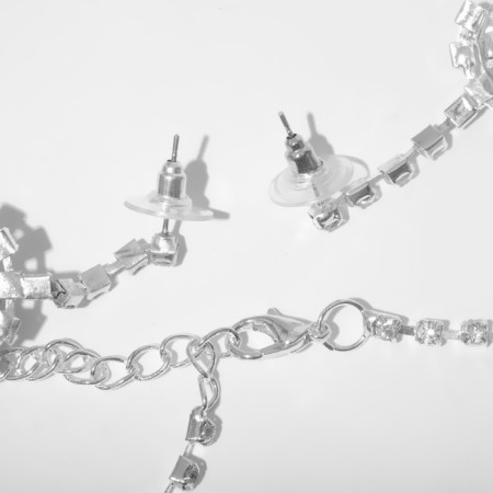 Set 2 objects: earrings, necklace "elites" circles in patterns, white color in silver, 40 cm-1