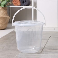 A bucket with a lid 