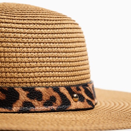 Women's hat with a leopard strap minaku brown color, river 58-4