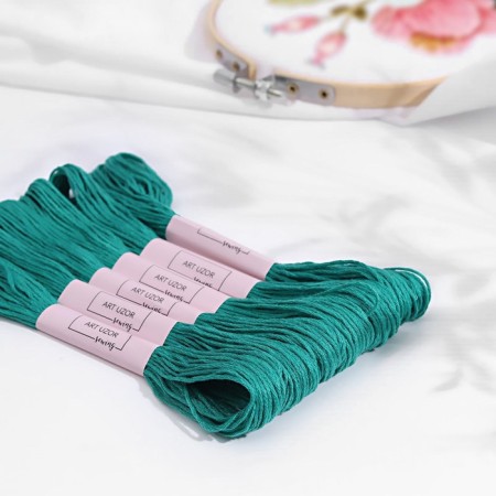 Muline threads, 8 ± 1 m, mint color No. 3812-1
