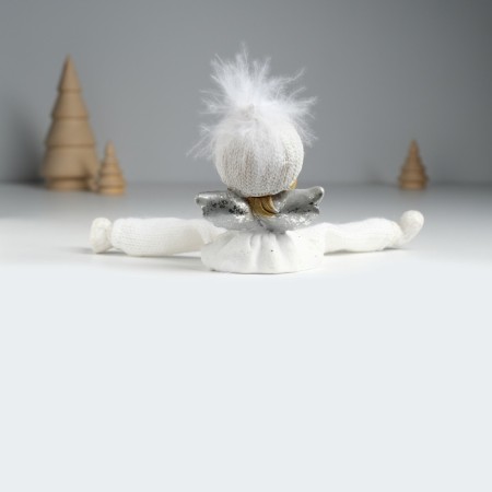 Souvenir Polystone "Angel in a white outfit, in a hat with fluff" sits 6x4x15 cm-4