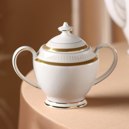 Service Porcelain Tea Louis, 15 objects: kettle 1.3 l, milkman 300 ml, sugar tower 350 ml, 6 teaspoon 160 ml-4