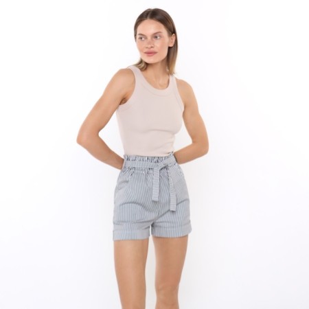 Women's casual shorts, black and white color, size 48-1