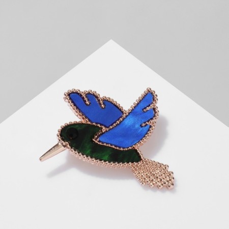 Brooch "Bird", colored in pink gold