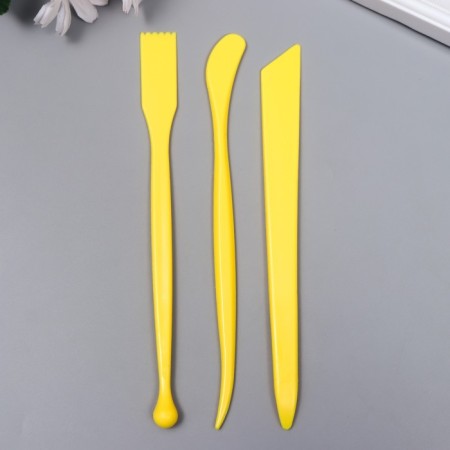 Tools for modeling and giving a set 3 pcs plastic 18 cm mix