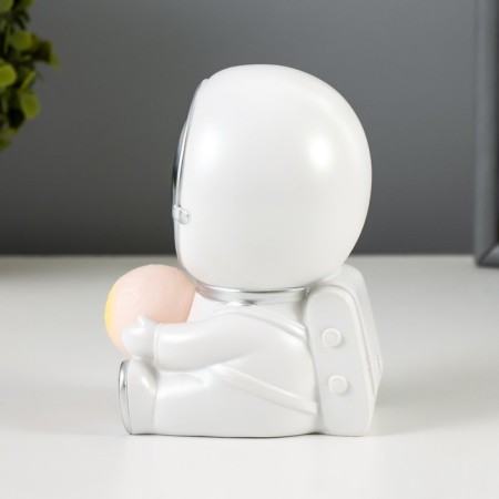 The nightlight "Bear in Cosmos" LED 4000K batteries LR44 white 8.5x9.9x13.5 cm Risalux-3