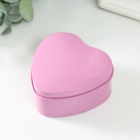 Casket Metal for a candle "Heart. Gloss" pink 7x7x3.5 cm-1