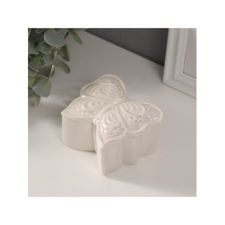 Coramics Coramics "Figure bean" white mother of pearl 7.3x7.3x4.5 cm