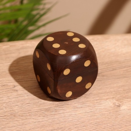 Players in a box 6.5x6.5x6.5 cm, wooden wood-3
