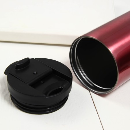 The thermostatic “needs more coffee”, 500 ml, retains the heat of 2 hours-3