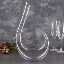 Glass decanter for wine, 1.4 liters