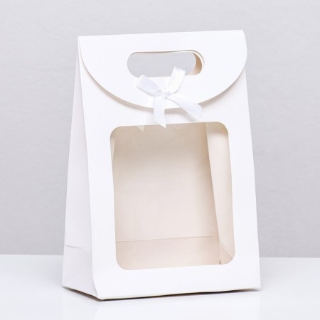 Box-pack, with a window, white, 20 x 14 x 7 cm