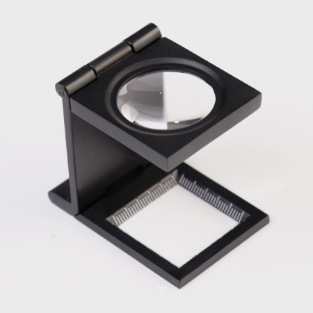 Folding magnifier, multiplicity 4, lens 30mm, metal