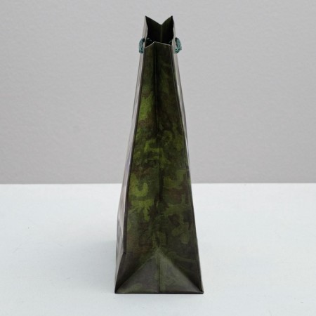 Package Gift Laminated Vertical, Packaging, “Real Defender!”, MS 18 x 23 x 10 cm-3
