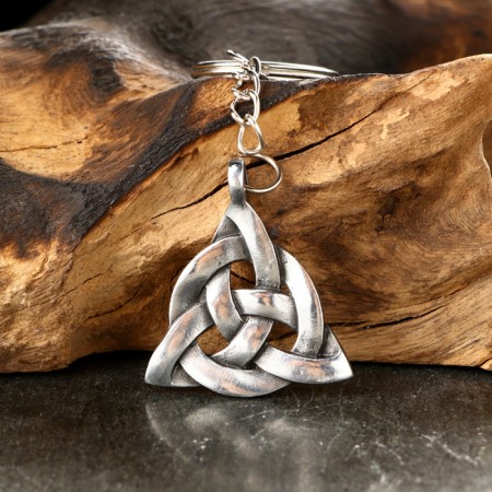 Amulet-cords, Tale of Talisin Node No. 16, Metal-3