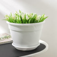 Pot for flowers with a pallet 