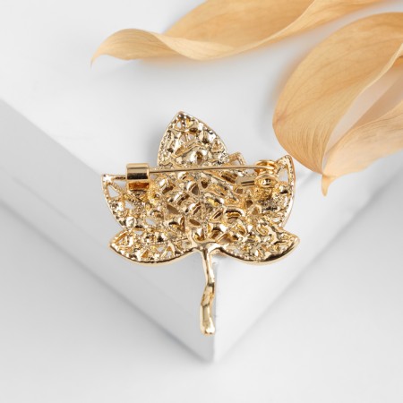 Brooch "Leaf", the color is light brown in gold-1