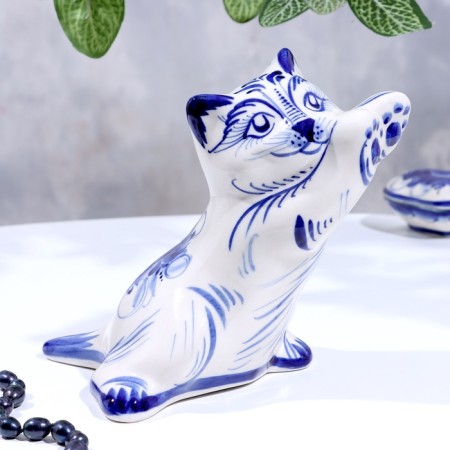 Сувенир "Кошка Дарси в стойке", гжель, фарфор, 15х16 см