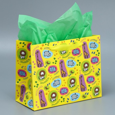 Gift package laminated with quiet, packaging, “Smile”, MS 23 x 18 x 10 cm