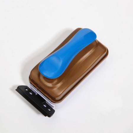 Magnetic scraper HX-02 S, 9 x 4 x 5.5 cm, floating, with a blade-8
