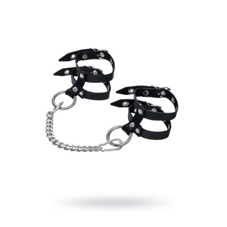 The shackles are single -layer of two Pecado BDSM straps, genuine leather, black