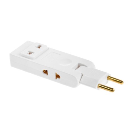 The tee is flat, rotary, 4 outlets, 10a, without salary, white