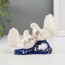 Souvenir ceramics 
