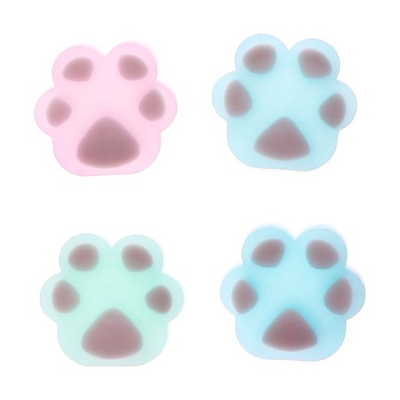 A set of figured erasers 18 pieces in a plastic box of a mix-1