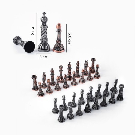 Chess figures are souvenir, h king-8 cm, pawns-5.6 cm, d-2 cm