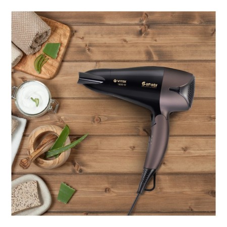 Feng Vitek VT-1304, folding, 1800 watts, 2 modes, 1 nozzle, holl. air, ionization, cord 1.8m 78131