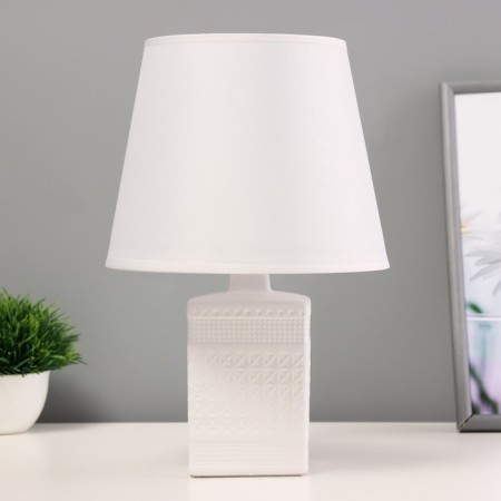 Iraid desktop lamp E14 40W white 20x20x32cm