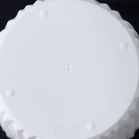 Kashpo for flowers with an insert “wave”, 2 l, d = 16 cm, h = 13.5 cm, white color-4