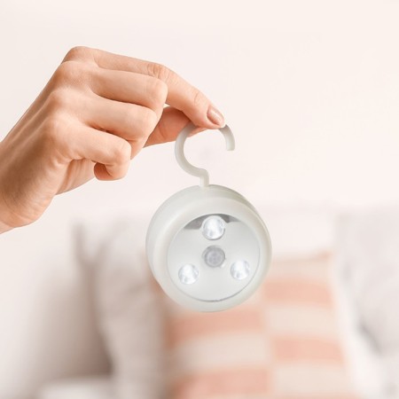 A nightlight with a “Andi” sensor LED 1W from the batteries 3HAAA white (furniture) 7x7x2.9 cm Risalux-7