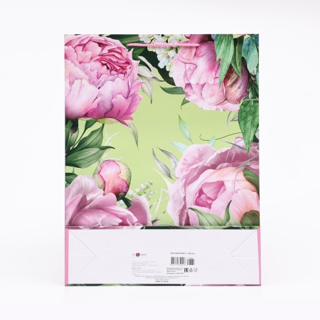 Gift package "The most beautiful", 33 x 42.5 x 10 cm-1