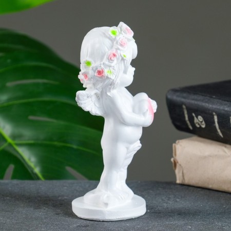Figure "Angel with the heart on the stand" 6x14cm-1