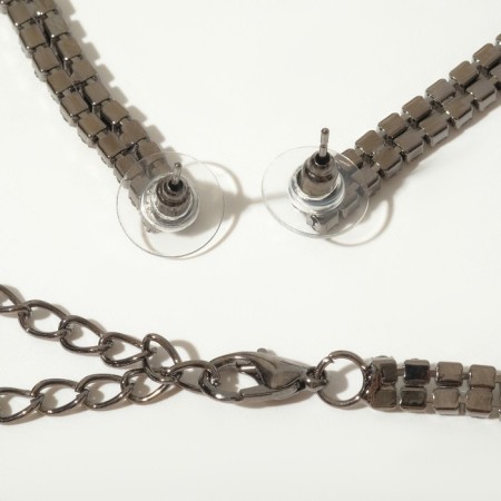Set 2 objects: earrings, necklace "ice" is small, white color in silver, 30 cm-3