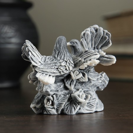 Souvenir "Pigeons on a branch" 6cm-1