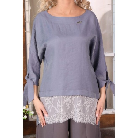 Female blouse, size 42-12
