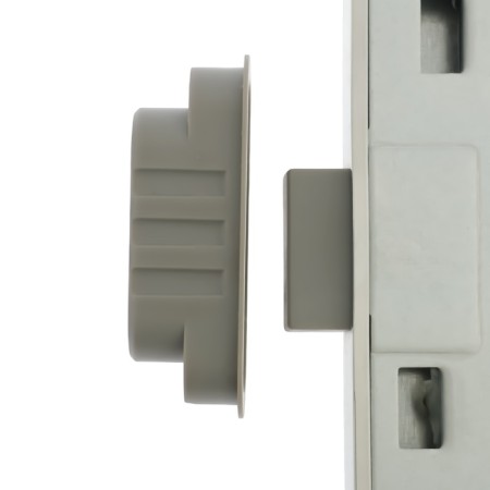 The latch is mortise magnetic, under the Lockland ZLK4CP cylinder, color chromium-4